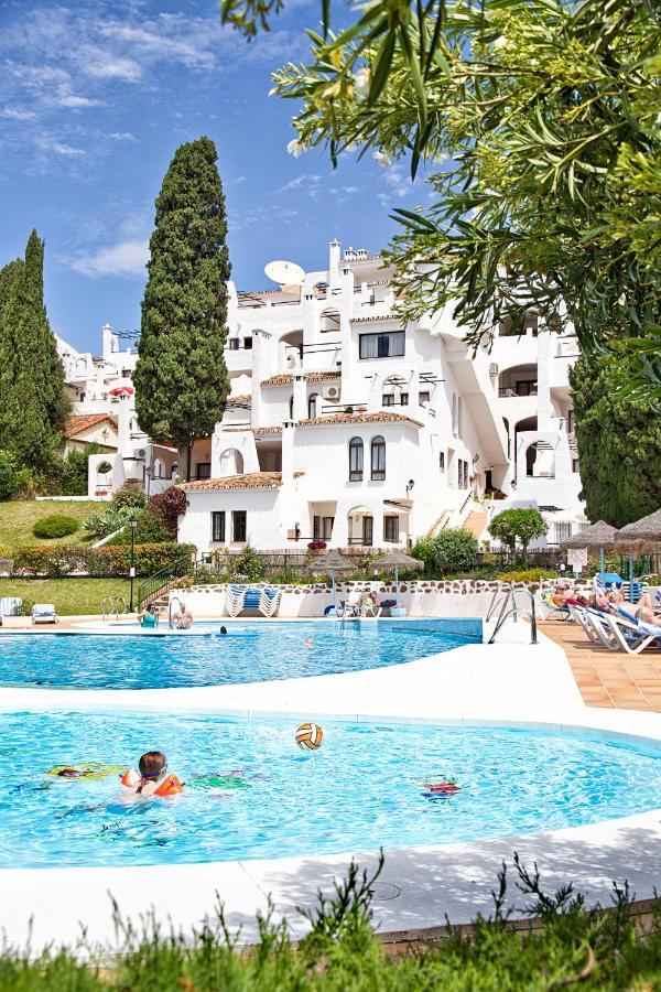 Pueblo Evita Premium Suites Benalmadena Exterior photo