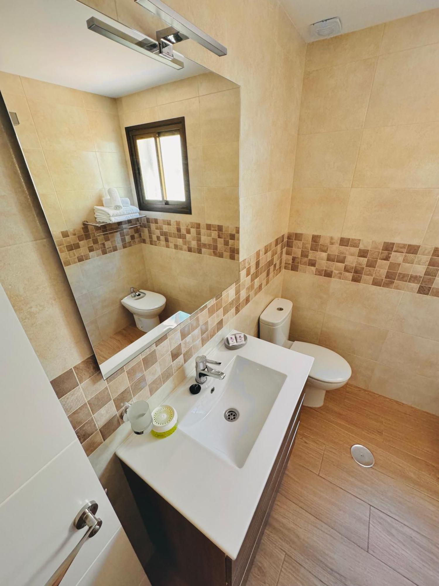 Pueblo Evita Premium Suites Benalmadena Exterior photo