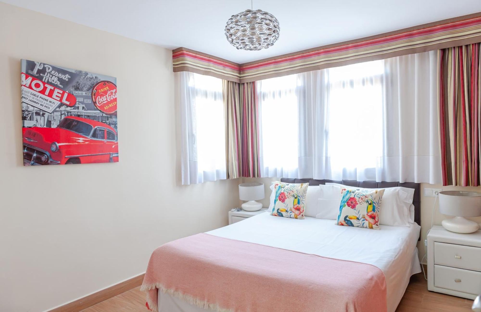 Pueblo Evita Premium Suites Benalmadena Exterior photo