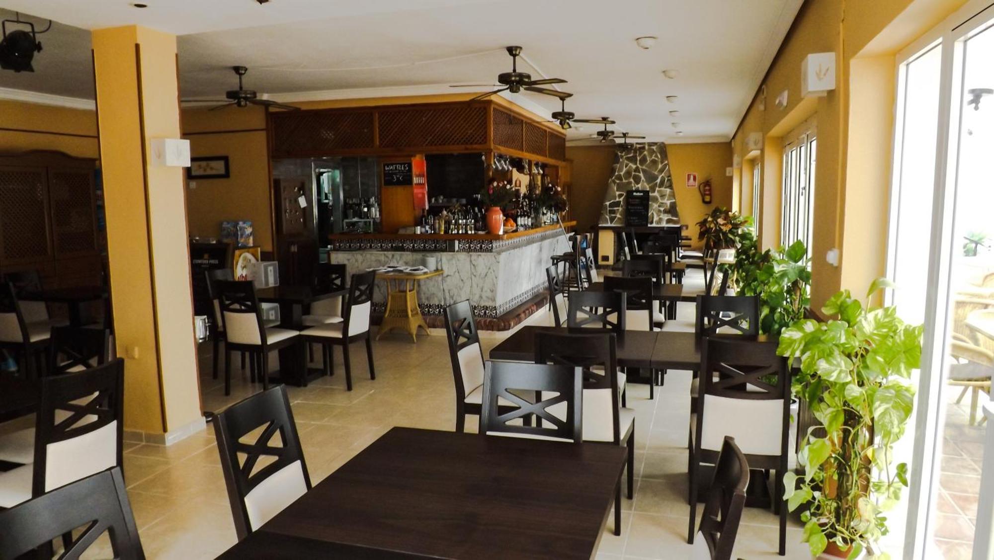Pueblo Evita Premium Suites Benalmadena Exterior photo